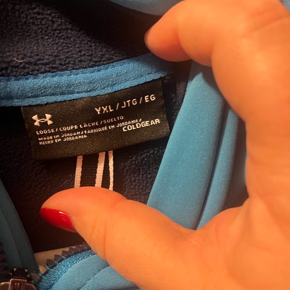 Under Armour Youth XL Blue and Black Hoodie mid weight jacket. - Picture 3 of 9